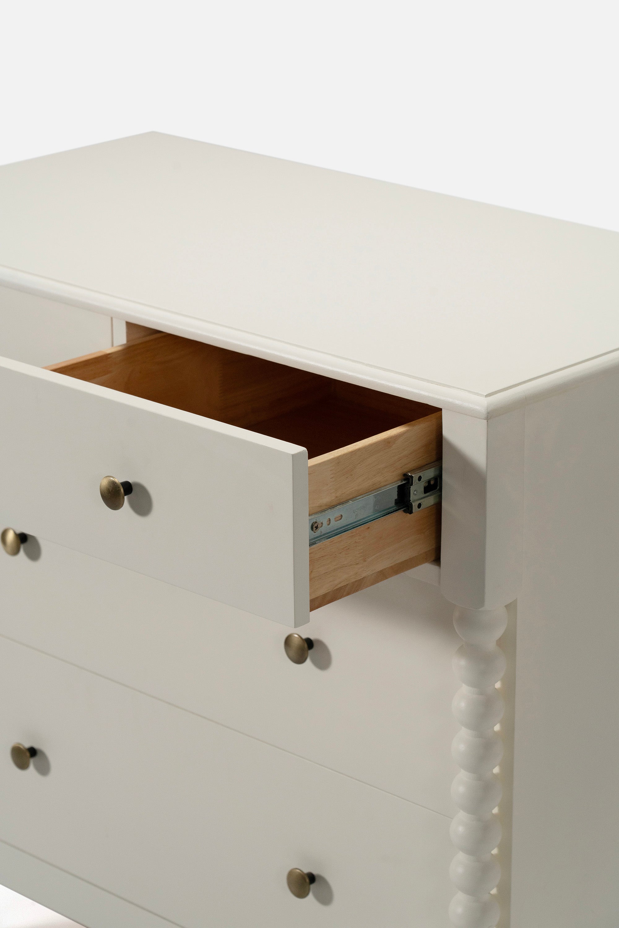 Alice chest of drawers