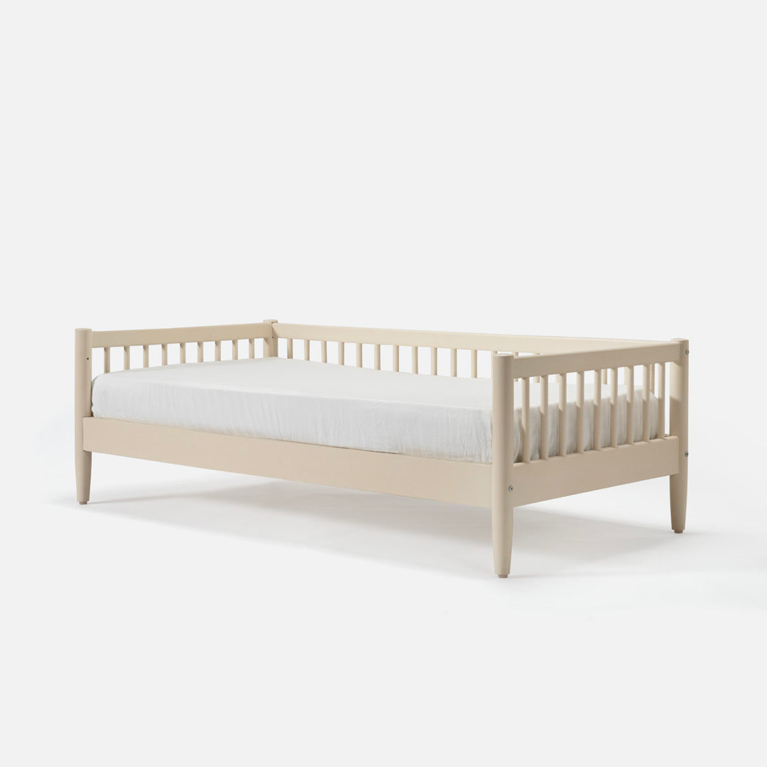 Juno Bed