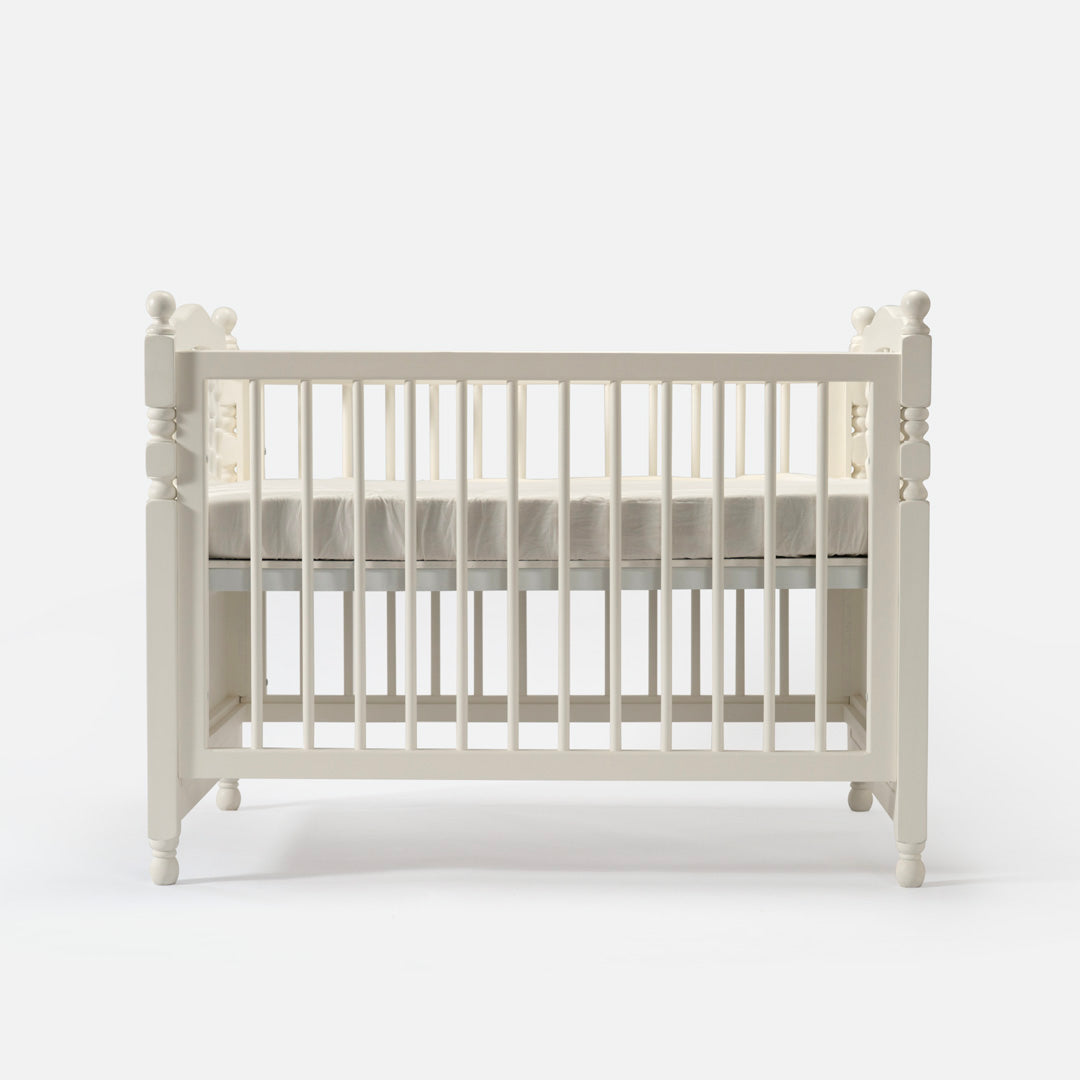 Winnie Crib
