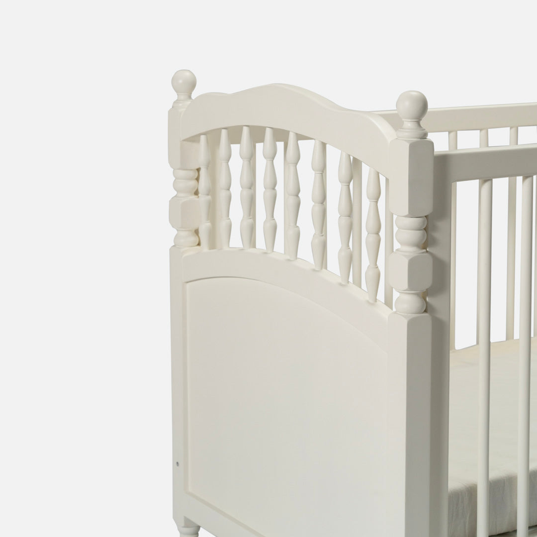 Winnie Crib