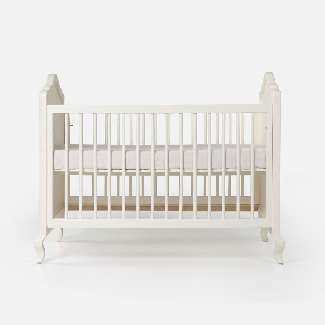 Madeleine Crib - Tufted