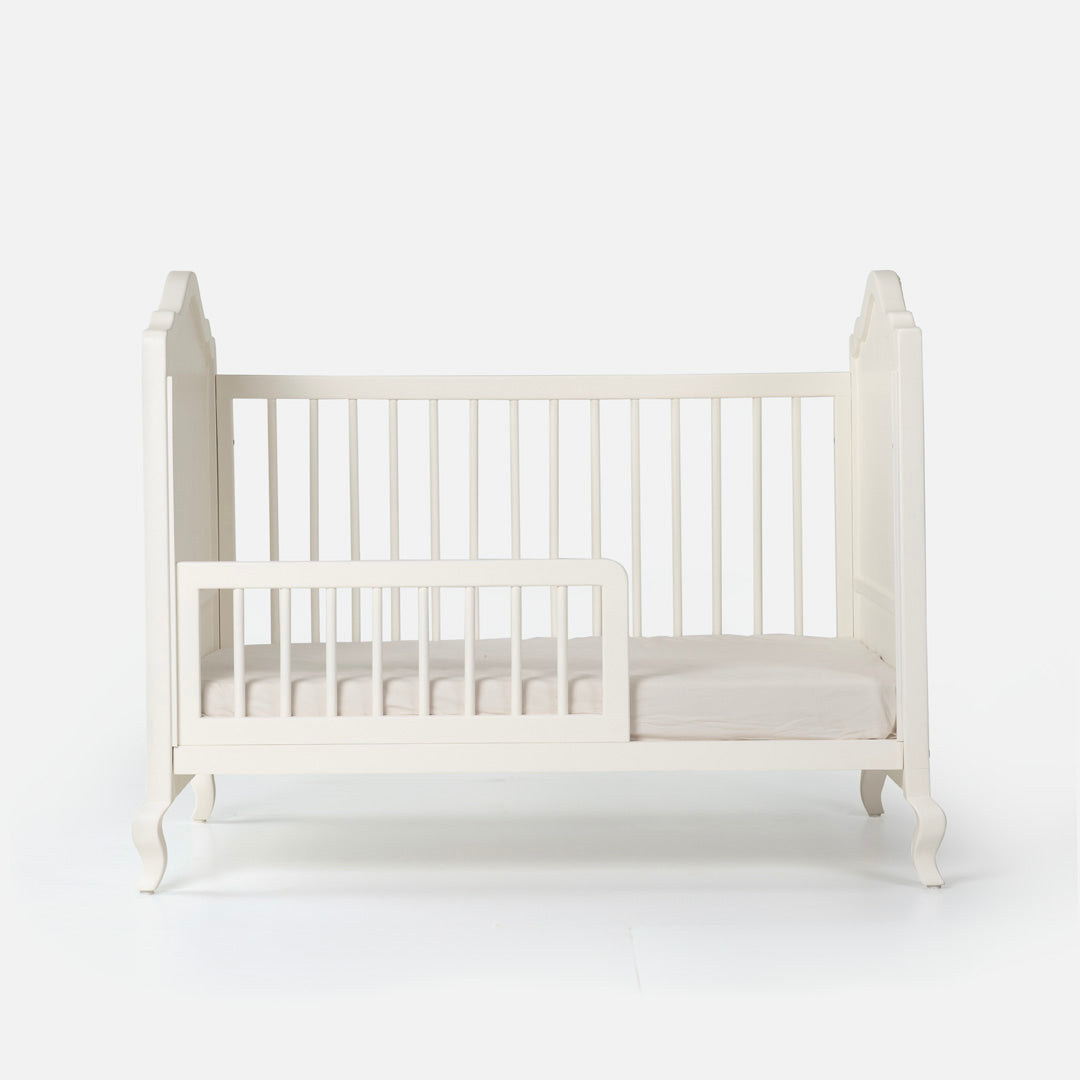 Madeleine Crib - Tufted