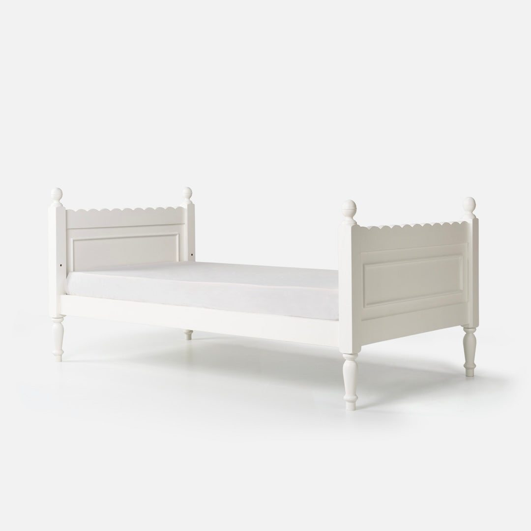Willa Bed