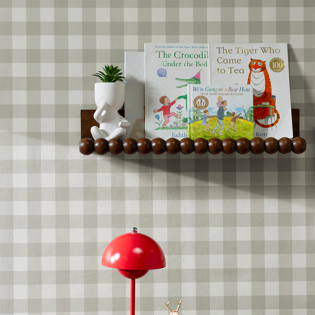 Alice Wallshelf