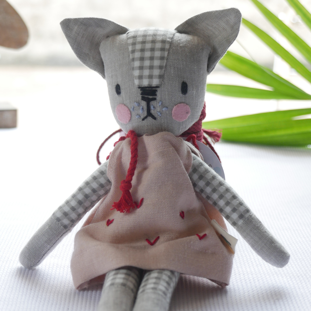 Felix - Miniature Animal Character