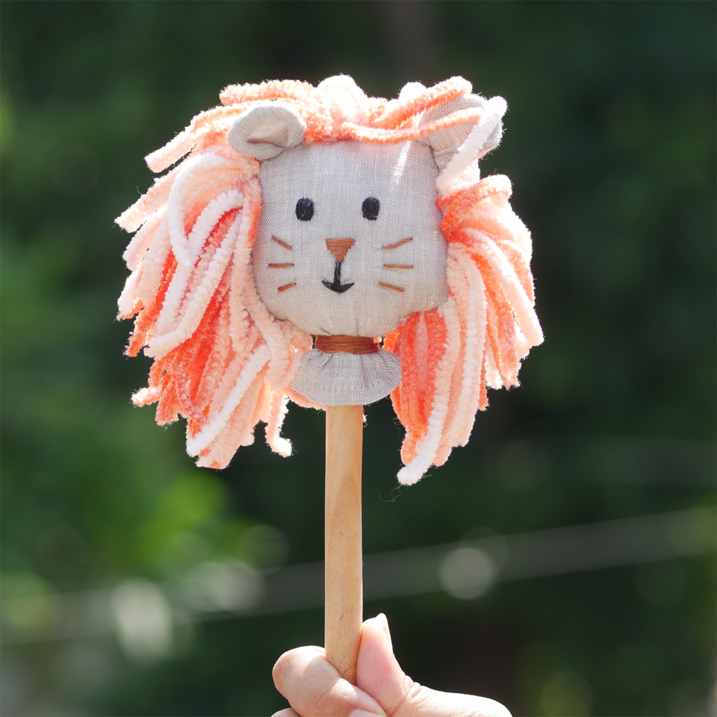Lion with wool mane on Stick
