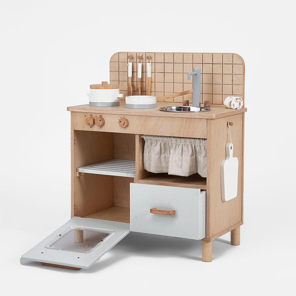 Pretend Play - Tiny Chefs Kitchen - Preschooler