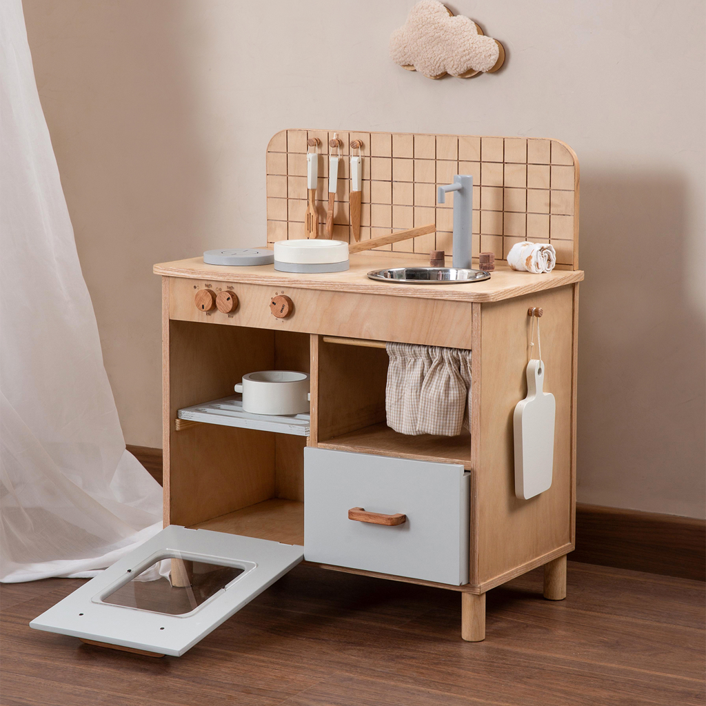 Pretend Play - Tiny Chefs Kitchen - School Aged