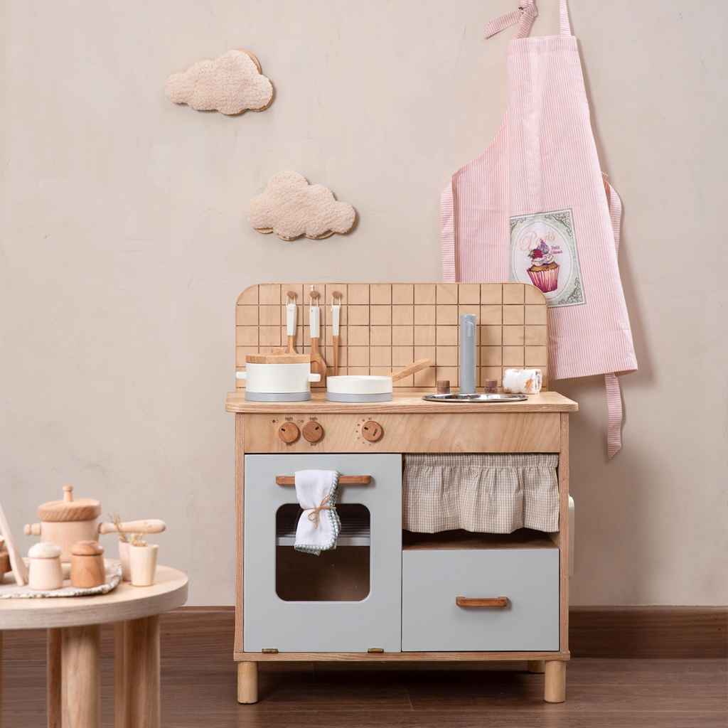 Pretend Play - Tiny Chefs Kitchen - School Aged