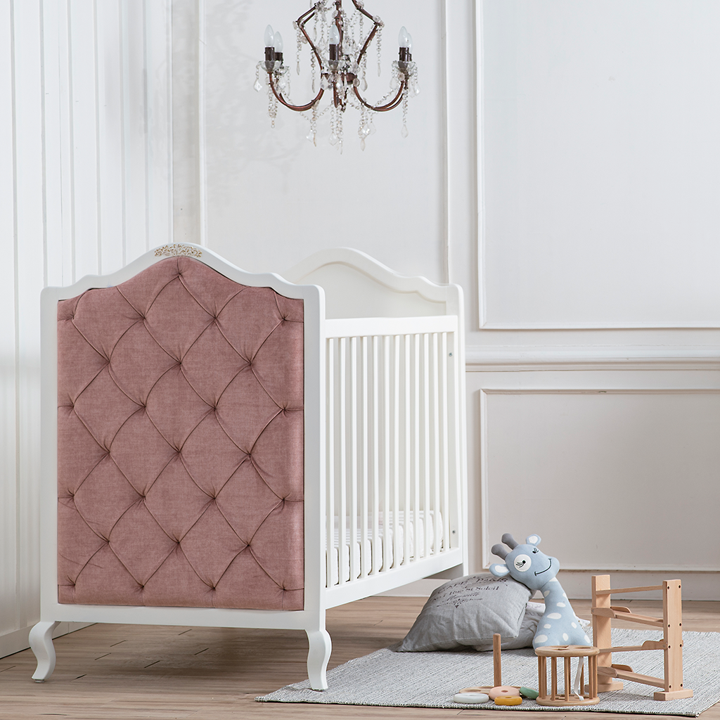 Madeleine Crib - Tufted