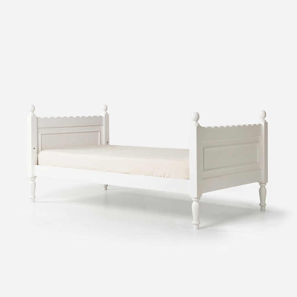 Willa Bed
